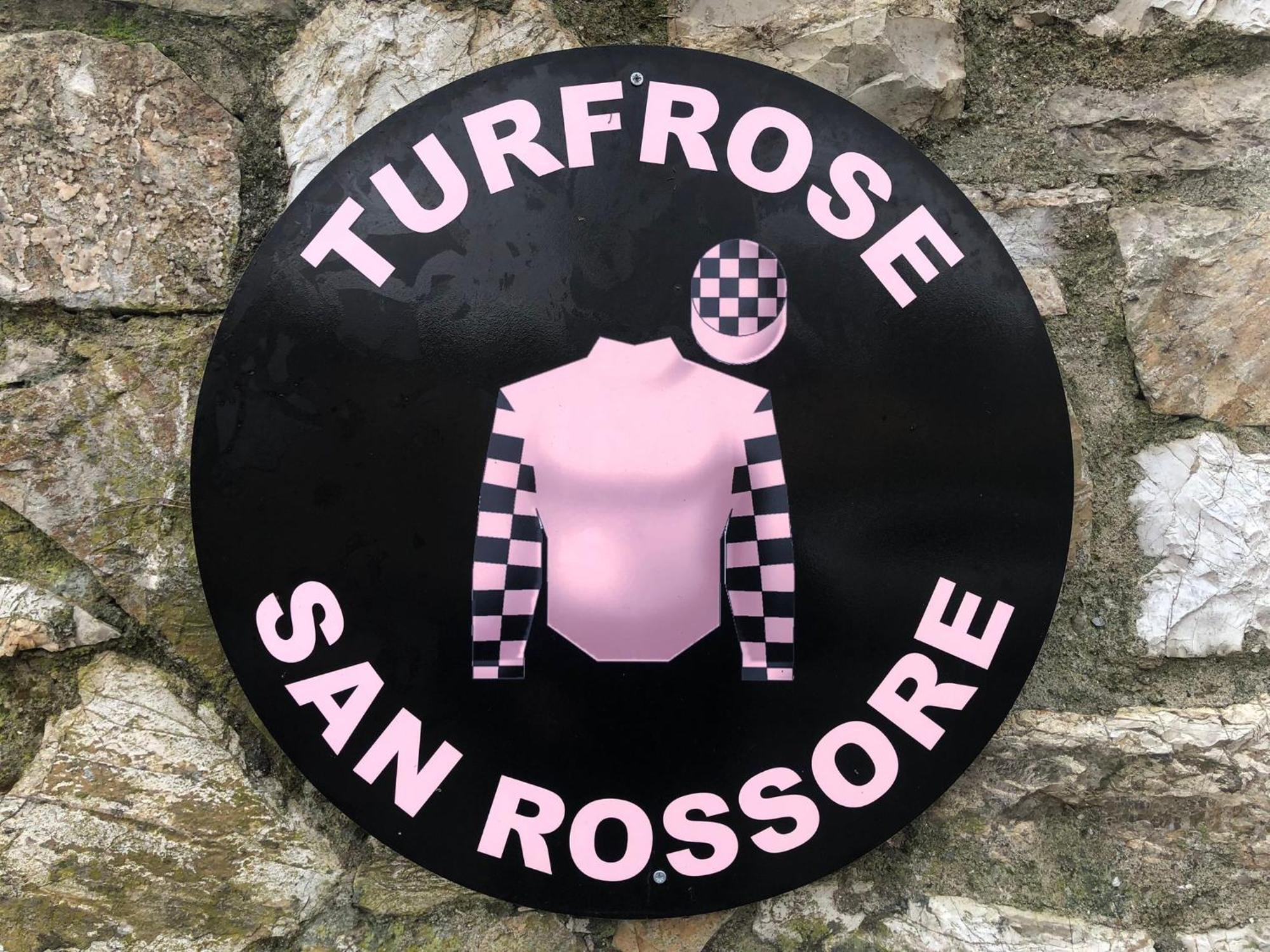 Turfrose Di San Rossore A Pisa By Zoom In Earth Экстерьер фото